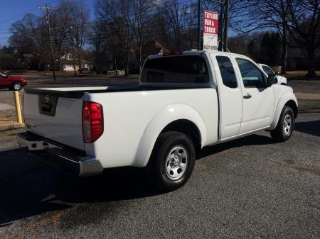 NICE CLEAN AFFORDABLE MID SIZE TRUCK WITH FACTORY WARRANTY 