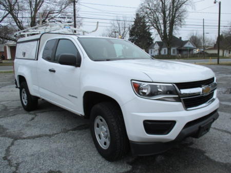 CLEAN 2015 CHEVROLET COLORADO 106K, ARE TOPPER. READY TO WORK! $ 14,900